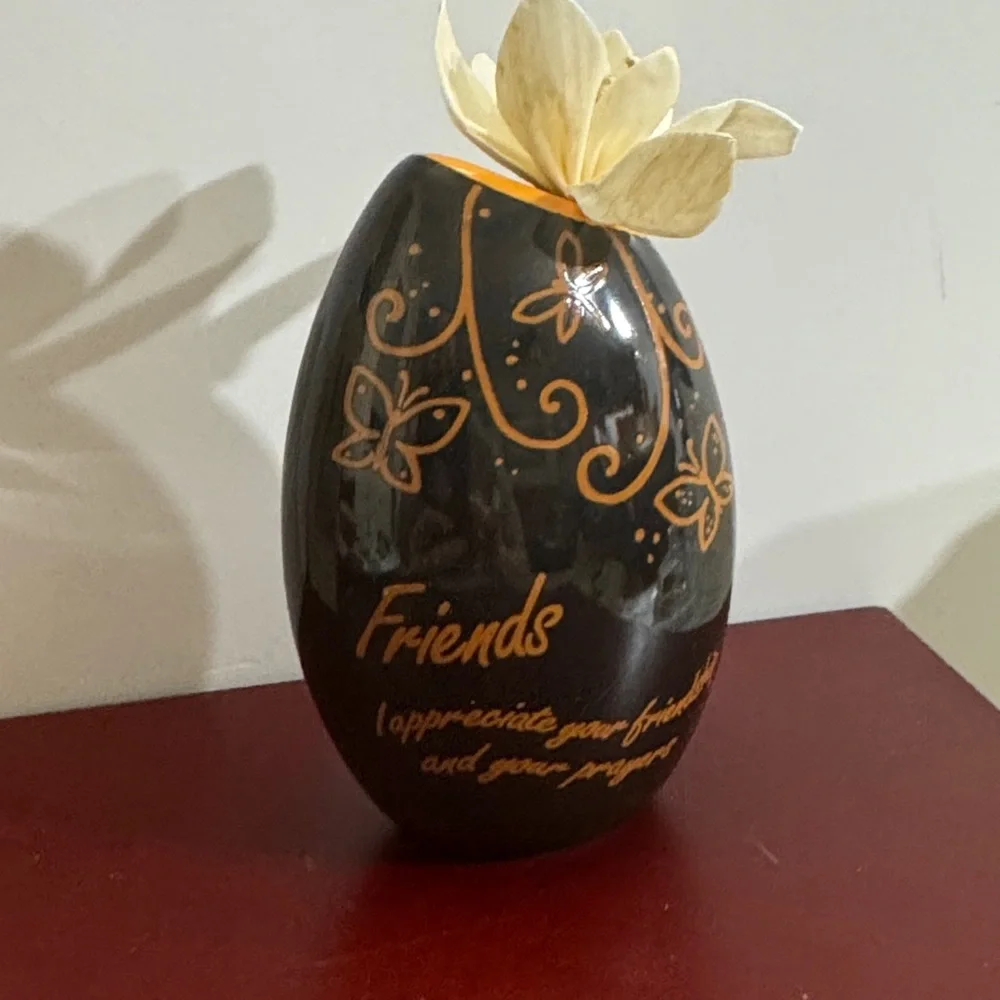 Vintage Carson Mini Vase with Lovely Friend Saying